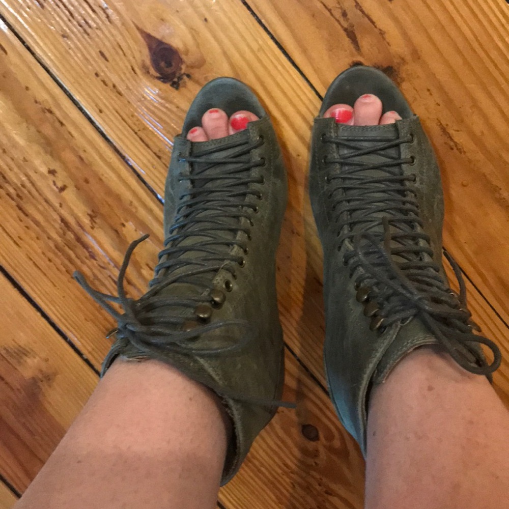 Aldo booties - Picture 2 of 5